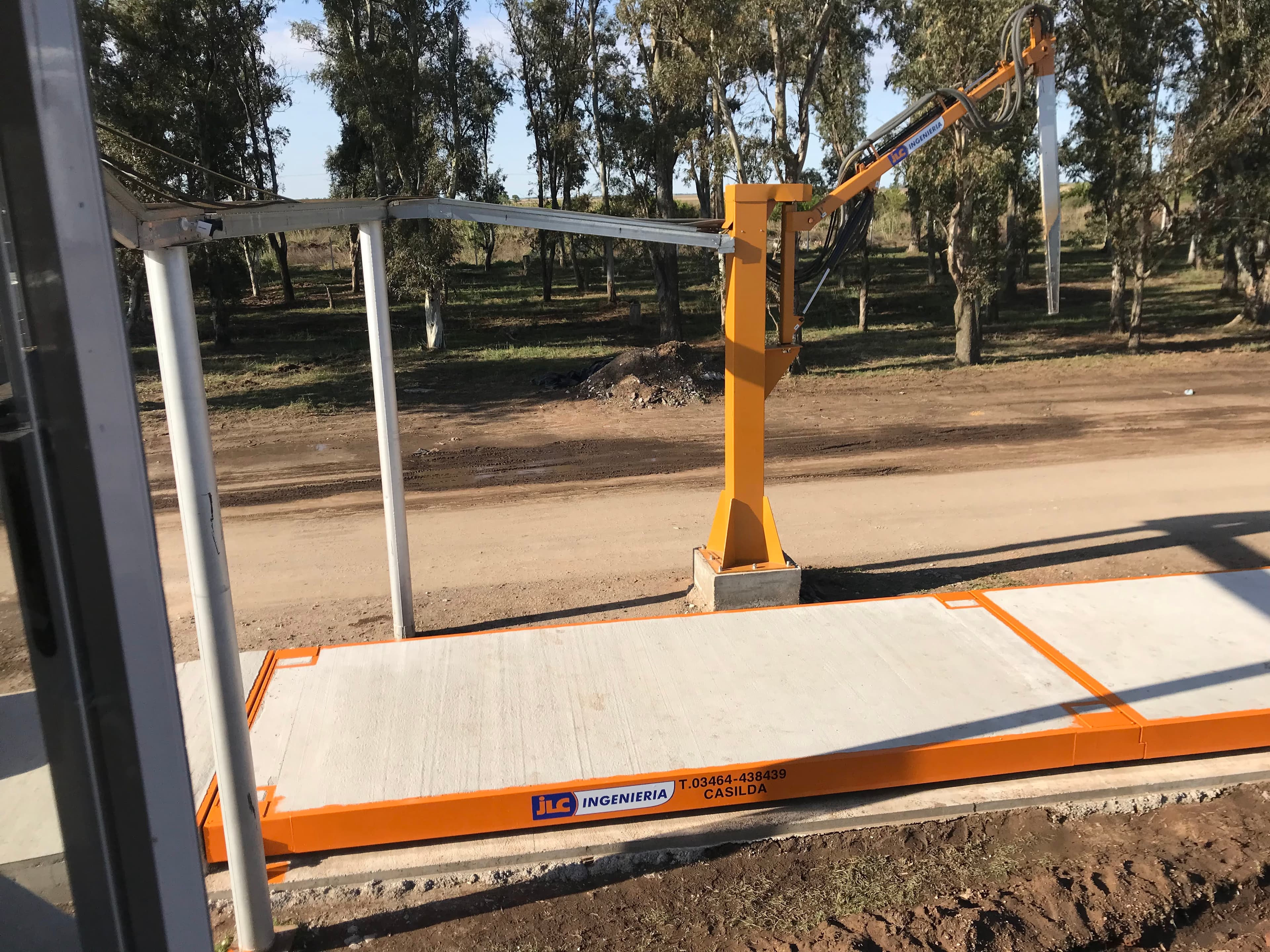 Calador JLC instalado sobre bascula